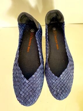Bernie Mev Catwalk Ballet Flats Denim Blue Size Like New 38